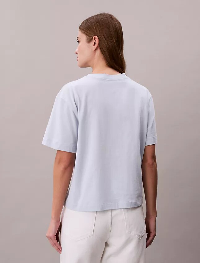 T-shirt larga com logótipo bordado T-shirt larga com logótipo bordado