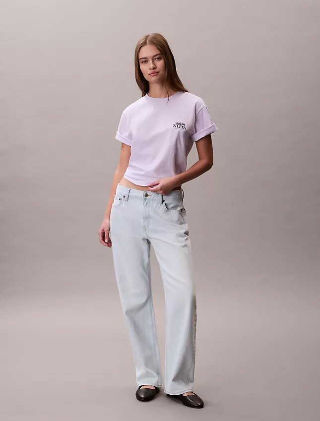 T-shirt larga com logótipo bordado T-shirt larga com logótipo bordado