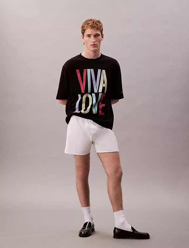 T-shirt Marc Hundley Pride Viva Love de corte descontraído T-shirt Marc Hundley Pride Viva Love de corte descontraído