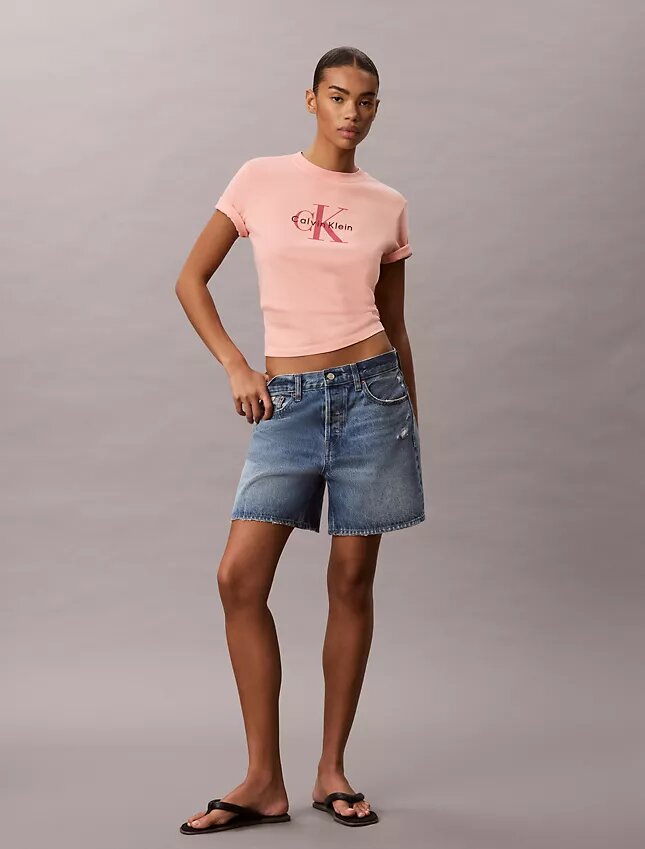 T-shirt Monologo com lavagem ácida T-shirt Monologo com lavagem ácida