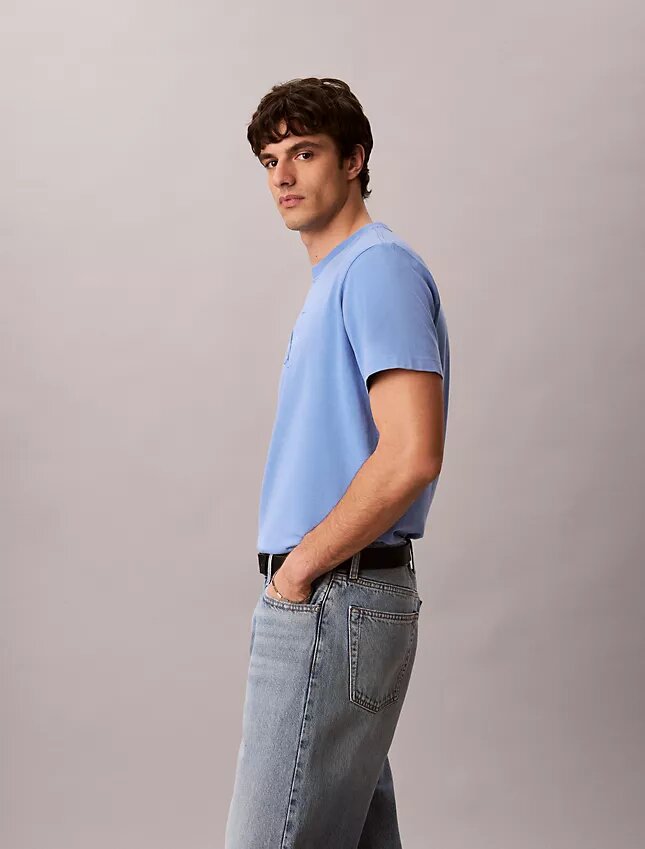 T-shirt Monologo com lavagem ácida T-shirt Monologo com lavagem ácida