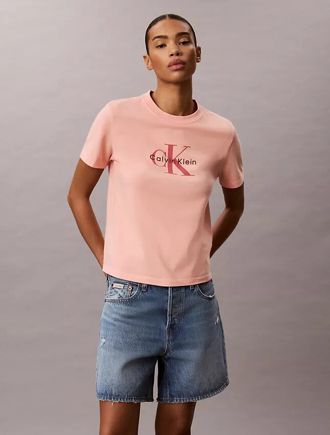 T-shirt Monologo com lavagem ácida T-shirt Monologo com lavagem ácida