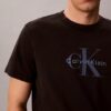 T-shirt Monologo com lavagem ácida T-shirt Monologo com lavagem ácida