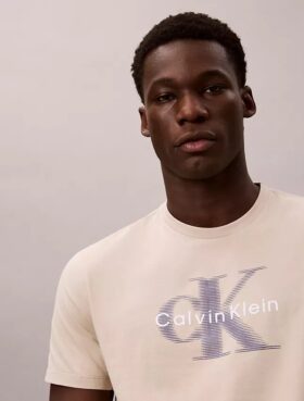 T-shirt Motion Blur Monologo