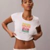 T-shirt Pride Slim com decote redondo T-shirt Pride Slim com decote redondo