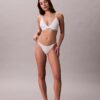 Thong com cordão e logótipo icónico