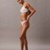 Thong com logótipo icónico Thong com logótipo icónico