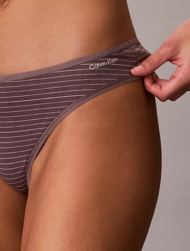 Thong de algodão ideal Thong de algodão ideal