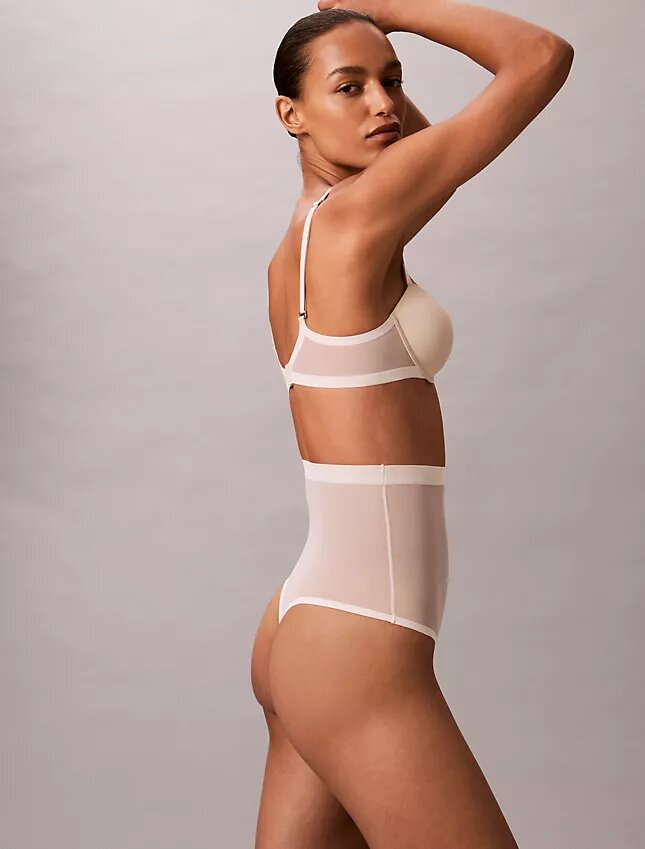 Thong de cintura alta em malha minimalista Thong de cintura alta em malha minimalista