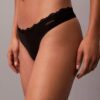 Thong em microfibra elástica com renda Thong em microfibra elástica com renda