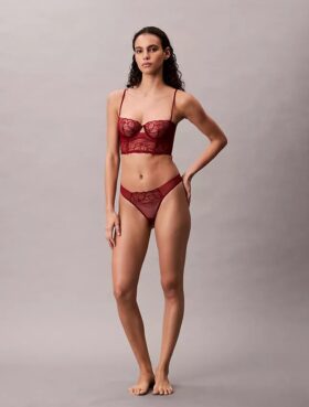 Thong em renda floral preta da CK Black