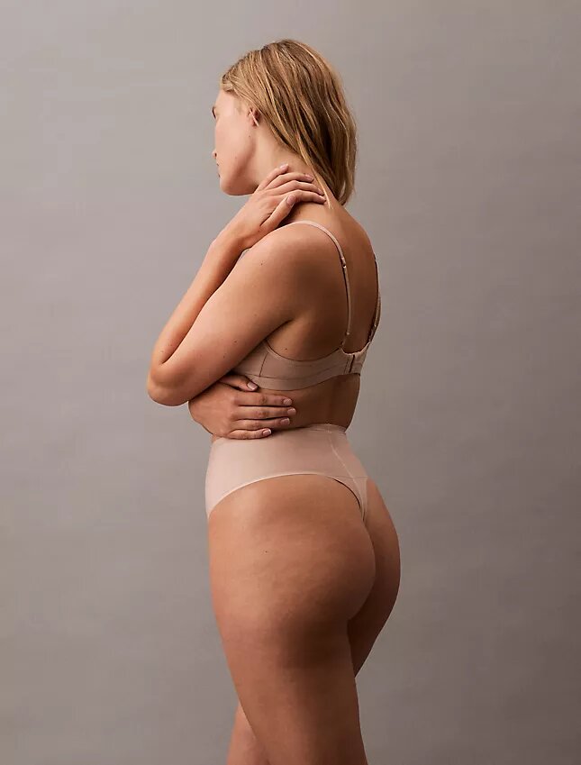Thong modeladora Second Skin Thong modeladora Second Skin