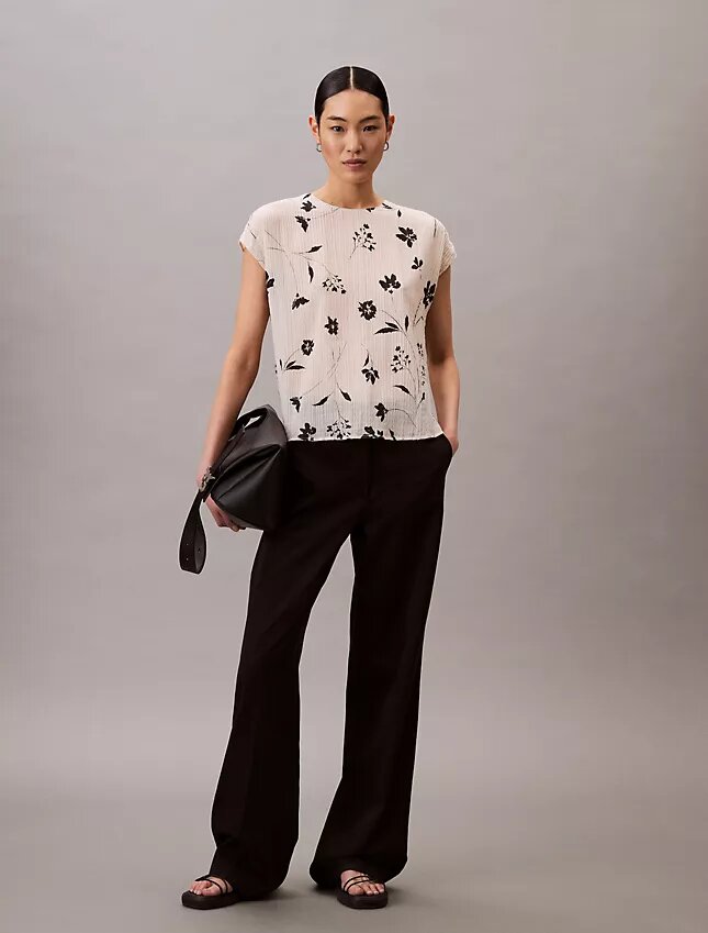 Top com estampado floral e franzido Top com estampado floral e franzido