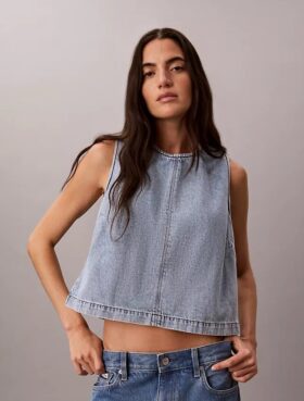 Top curto em Denim