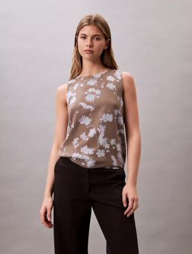 Top sem mangas em chiffon estampado