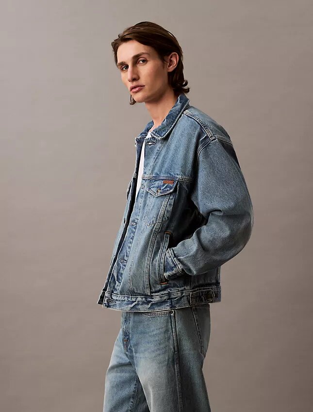 Trucker Jacket em Denim dos anos 90 Trucker Jacket em Denim dos anos 90