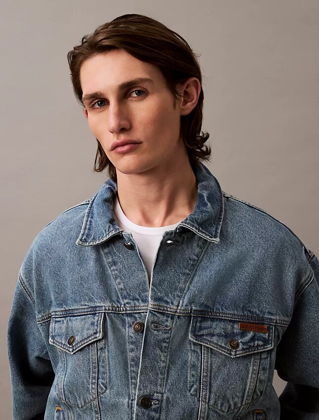 Trucker Jacket em Denim dos anos 90 Trucker Jacket em Denim dos anos 90