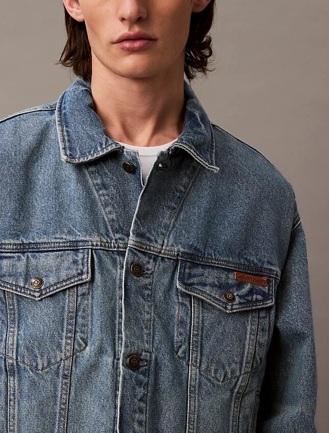 Trucker Jacket em Denim dos anos 90 Trucker Jacket em Denim dos anos 90