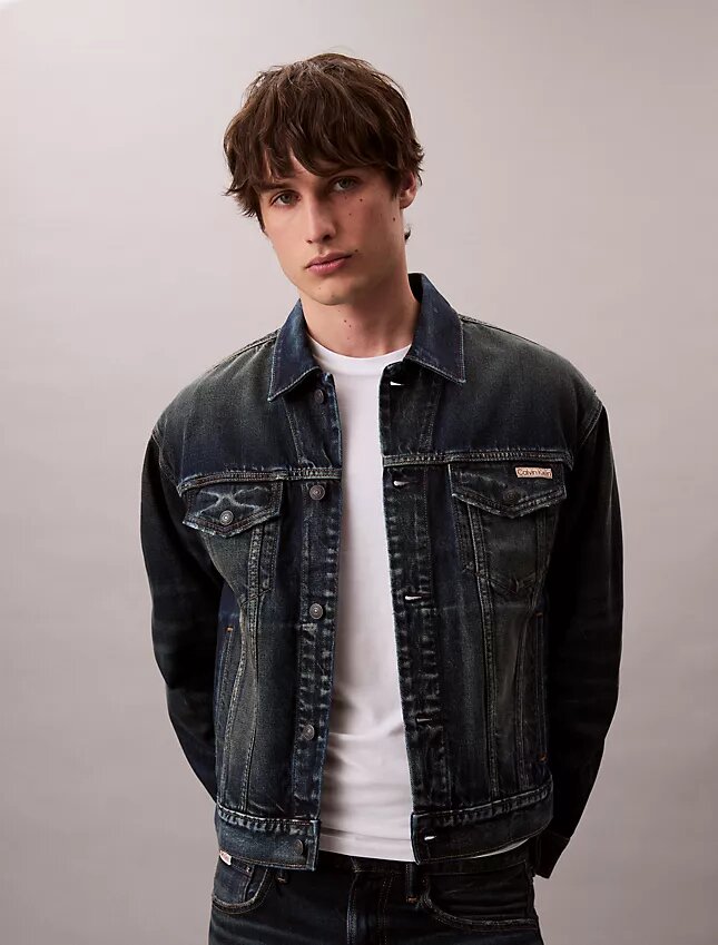 Trucker Jacket em ganga dos anos 90 Trucker Jacket em ganga dos anos 90