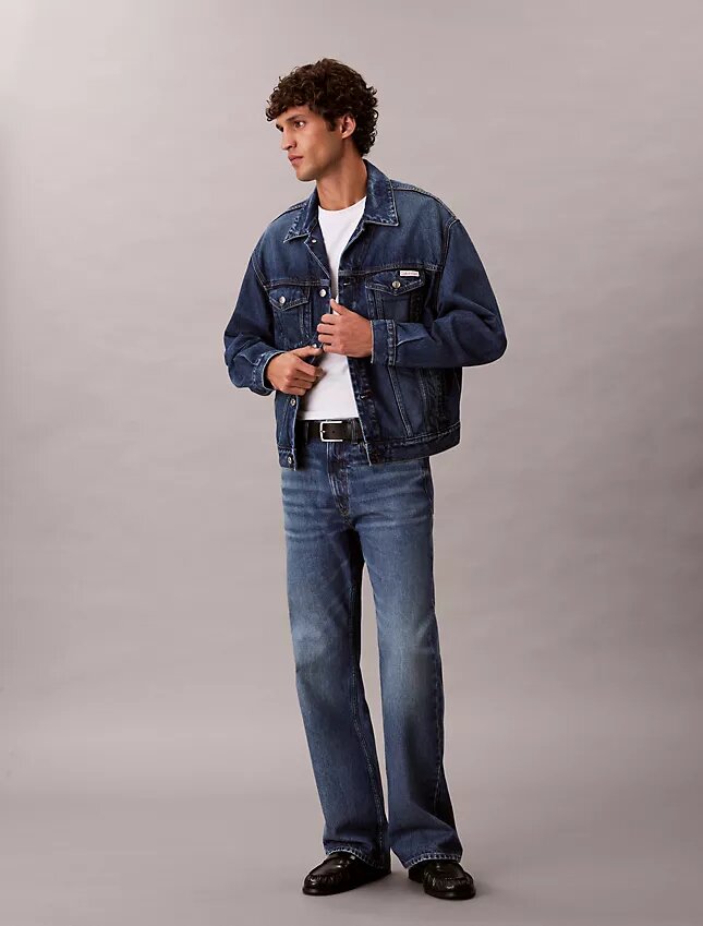 Trucker Jacket em ganga dos anos 90 Trucker Jacket em ganga dos anos 90
