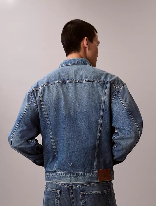 Trucker Jacket em ganga dos anos 90 Trucker Jacket em ganga dos anos 90