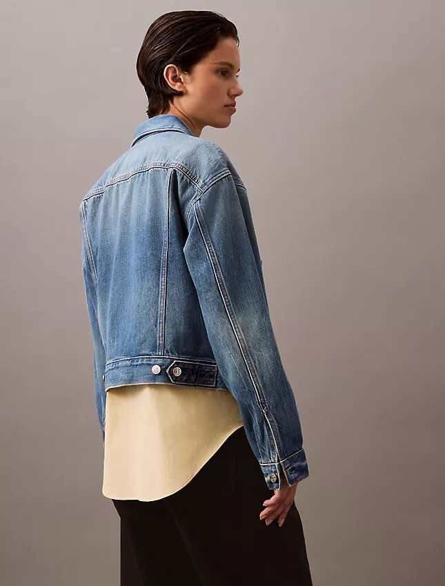 Trucker Jacket em ganga dos anos 90 Trucker Jacket em ganga dos anos 90