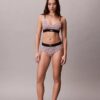 Unlined Bralette em microfibra elástica com Monogram gráfico Unlined Bralette em microfibra elástica com Monogram gráfico