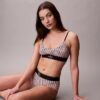 Unlined Bralette em microfibra elástica com Monogram gráfico Unlined Bralette em microfibra elástica com Monogram gráfico