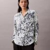 Utility Shirt descontraído com botões e estampado Utility Shirt descontraído com botões e estampado