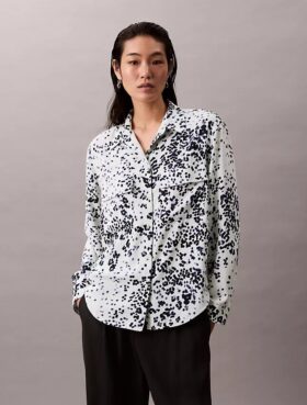 Utility Shirt descontraído com botões e estampado Utility Shirt descontraído com botões e estampado