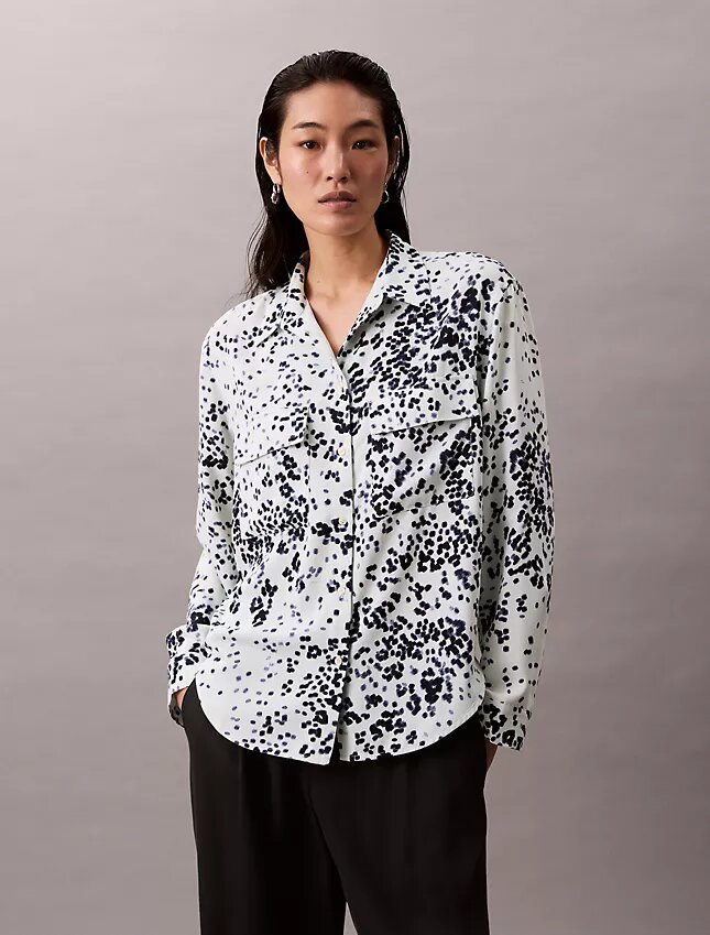 Utility Shirt descontraído com botões e estampado Utility Shirt descontraído com botões e estampado