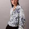 Utility Shirt descontraído com botões e estampado Utility Shirt descontraído com botões e estampado