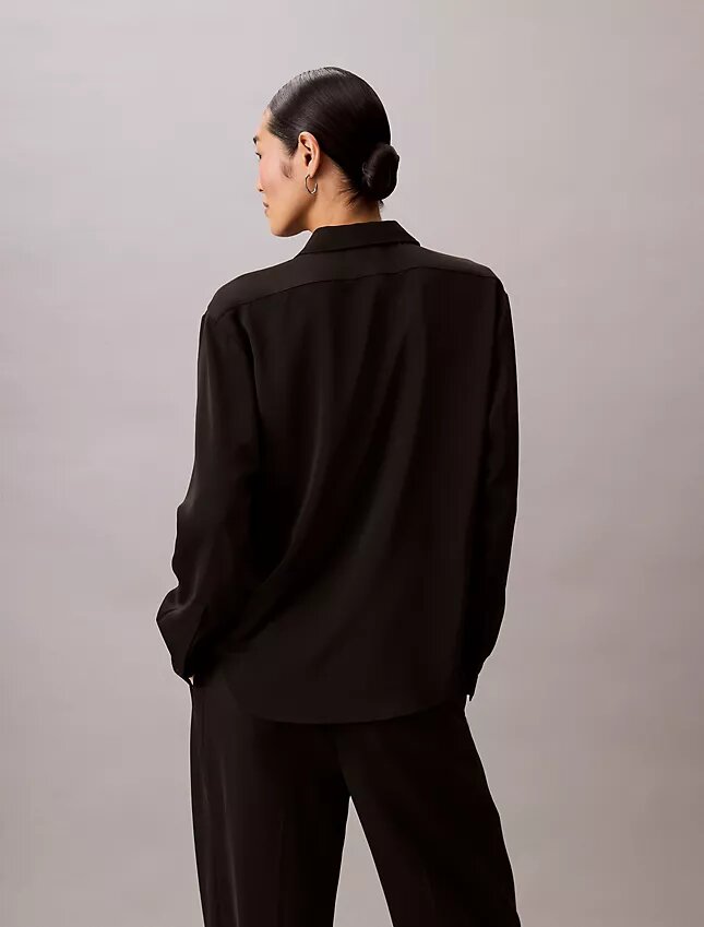 Utility Shirt descontratada com botões Utility Shirt descontratada com botões