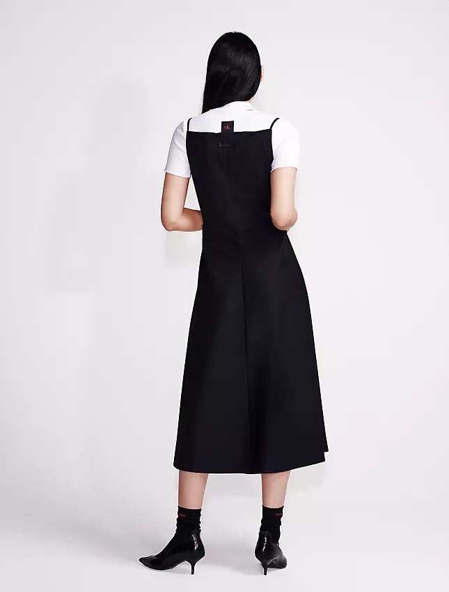 Vestido de corte ajustado em mistura de lã Vestido de corte ajustado em mistura de lã