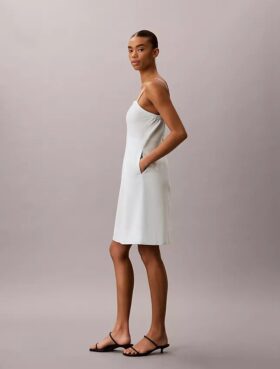 Vestido em mistura de linho
