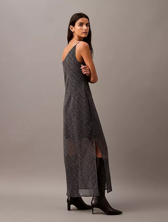 Vestido maxi assimétrico em chiffon estampado Vestido maxi assimétrico em chiffon estampado
