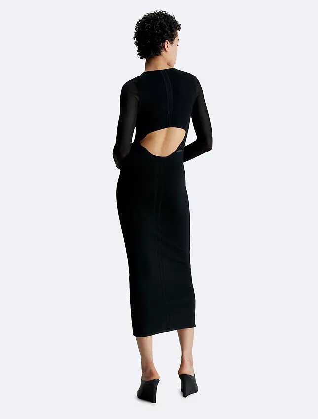 Vestido maxi com recorte transparente nas costas Vestido maxi com recorte transparente nas costas