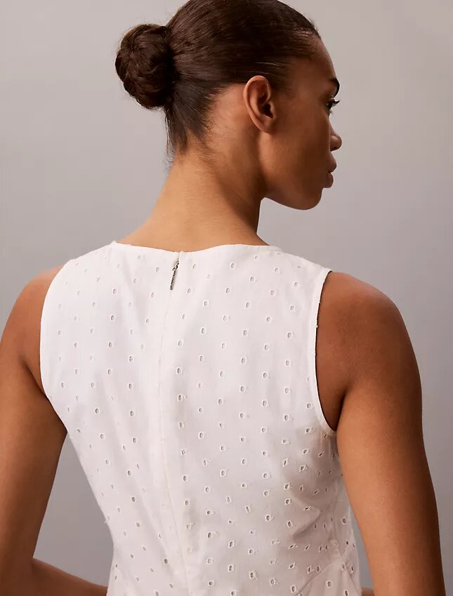 Vestido Midi com Bordado Vestido Midi com Bordado