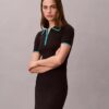 Vestido Midi com Detalhes em Blocos de Cor Vestido Midi com Detalhes em Blocos de Cor