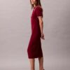 Vestido Midi com Detalhes em Blocos de Cor Vestido Midi com Detalhes em Blocos de Cor