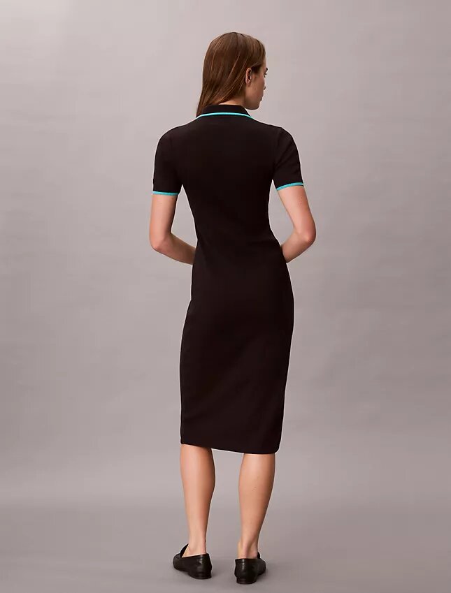 Vestido Midi com Detalhes em Blocos de Cor Vestido Midi com Detalhes em Blocos de Cor