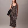 Vestido Midi com Estampado de Cetim Amasse Vestido Midi com Estampado de Cetim Amasse