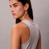 Vestido Midi Sem Mangas com Logótipo Calvin Klein Vestido Midi Sem Mangas com Logótipo Calvin Klein