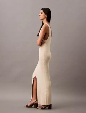Vestido Midi Sem Mangas em Bouclé