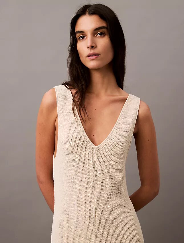 Vestido Midi Sem Mangas em Bouclé Vestido Midi Sem Mangas em Bouclé