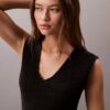 Vestido midi sem mangas em malha Vestido midi sem mangas em malha
