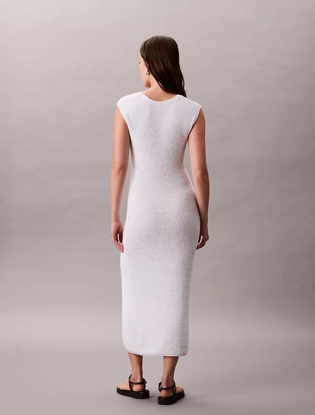 Vestido midi sem mangas em malha Vestido midi sem mangas em malha