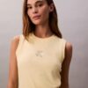 Vestido mini sem mangas com logótipo gráfico Vestido mini sem mangas com logótipo gráfico