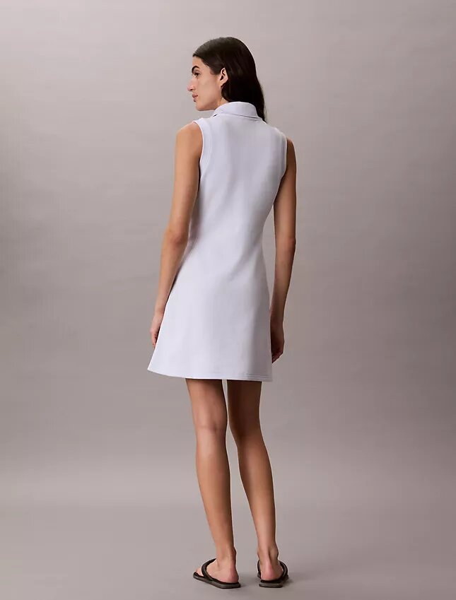 Vestido sem mangas com fecho de correr de 1/4 em malha felpuda Vestido sem mangas com fecho de correr de 1/4 em malha felpuda