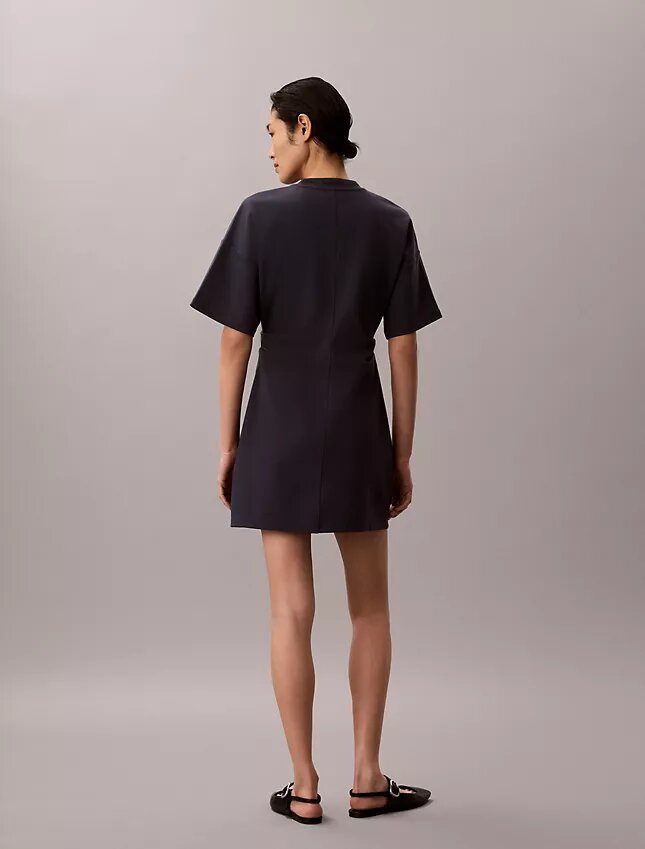 Vestido T-shirt com logótipo em malha interlock Vestido T-shirt com logótipo em malha interlock
